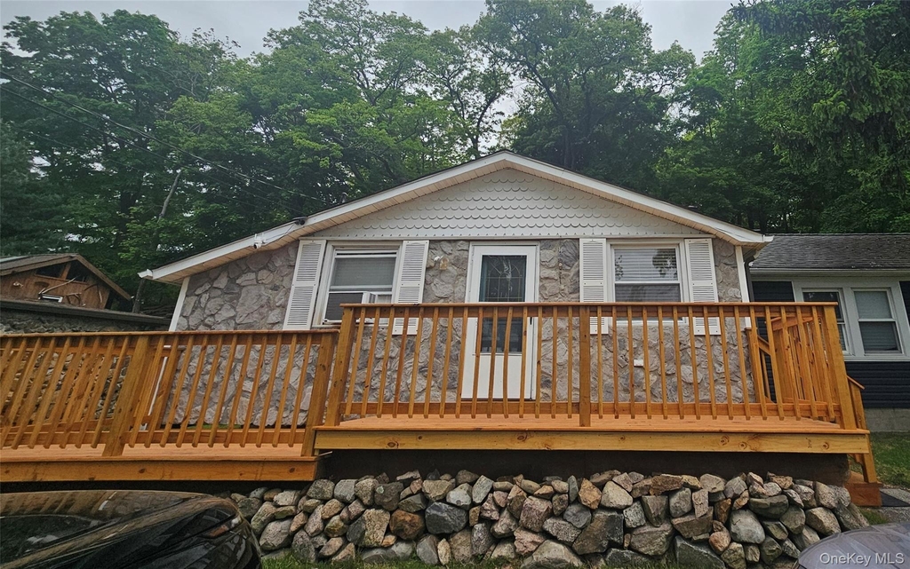 79 Buckberg Road - Photo 0