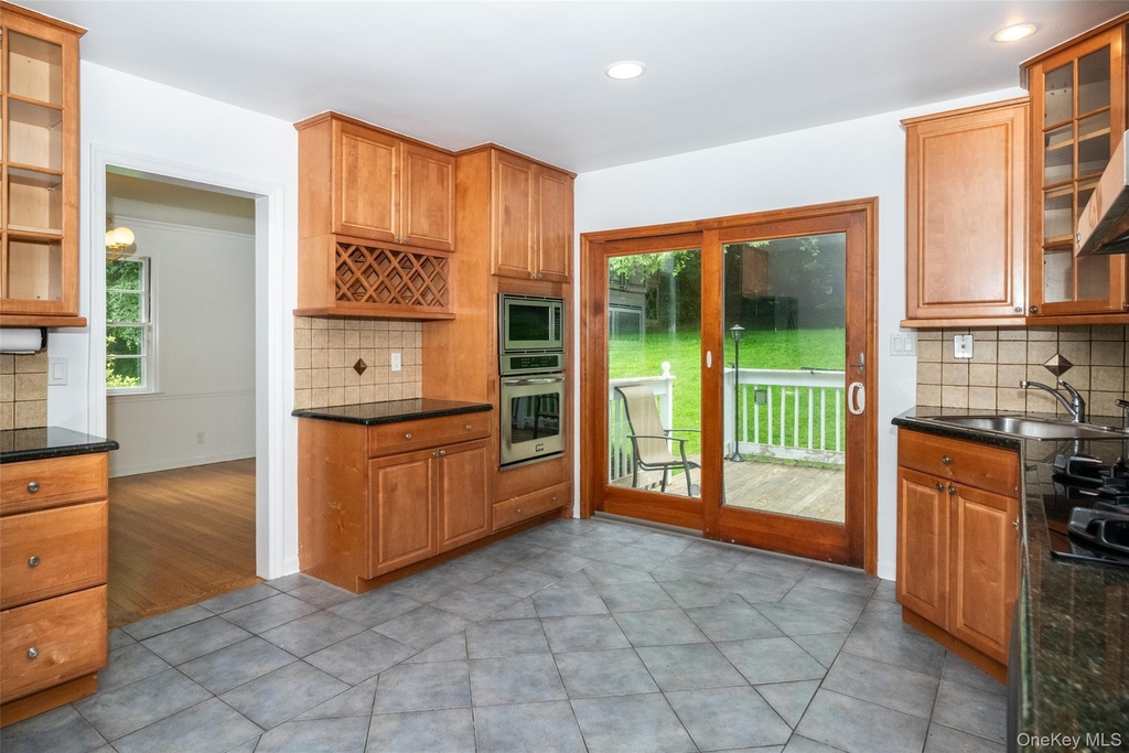 25 Crosshill Road - Photo 5