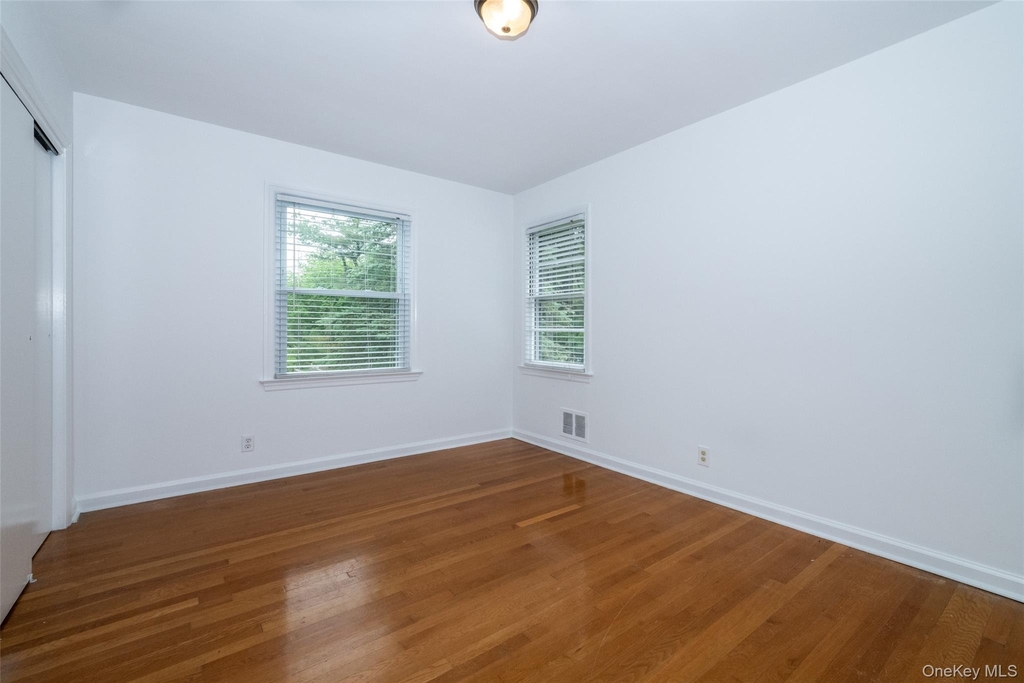 25 Crosshill Road - Photo 13
