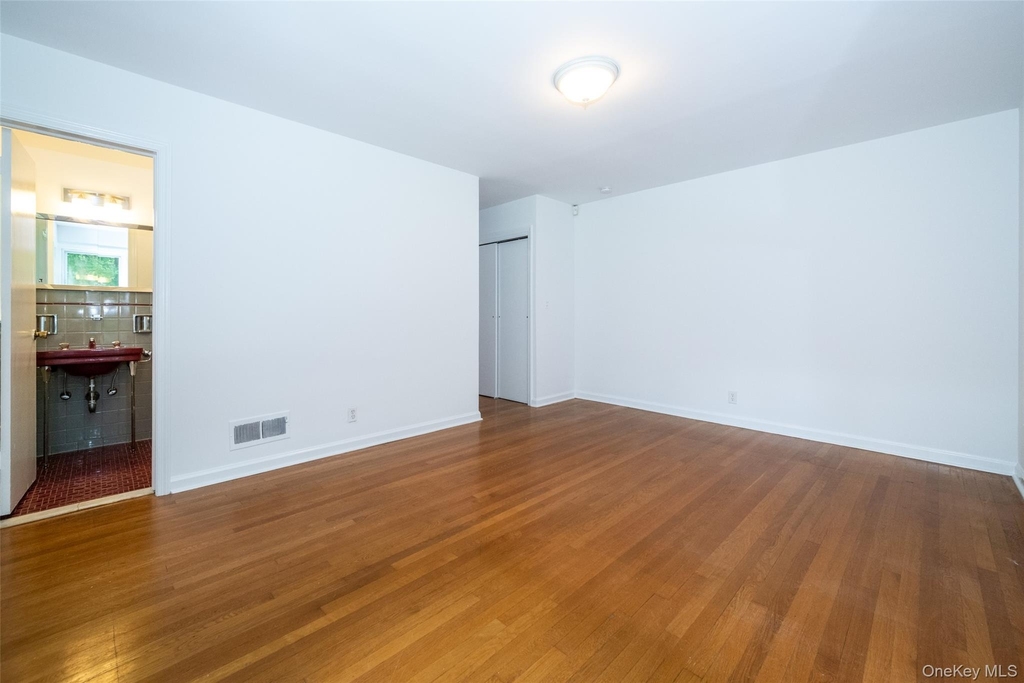 25 Crosshill Road - Photo 12