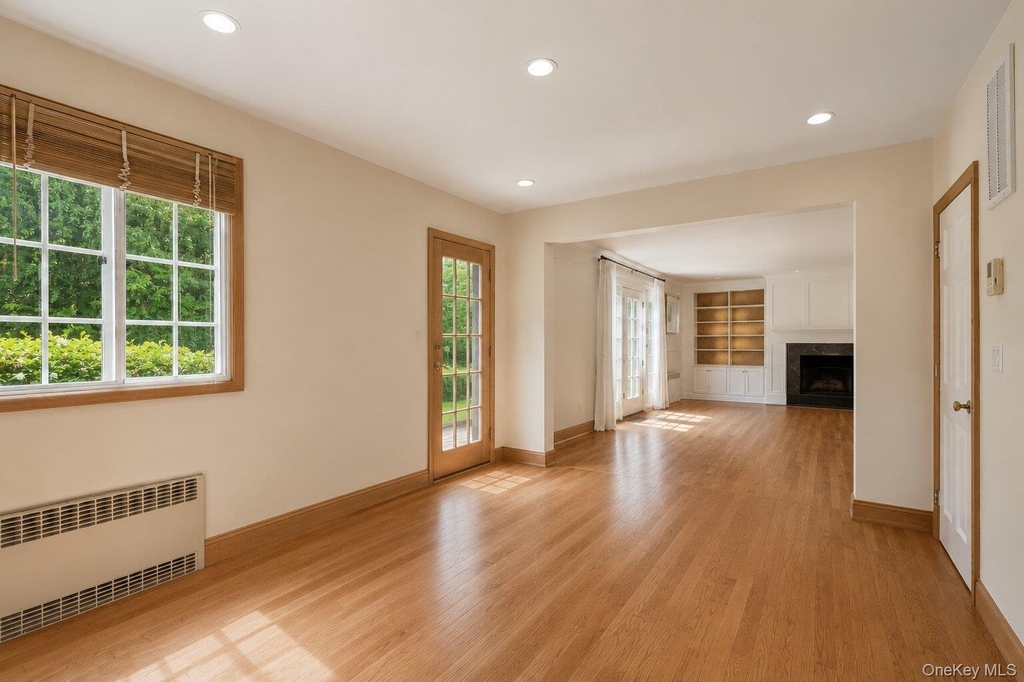 72 Hampton Road - Photo 12