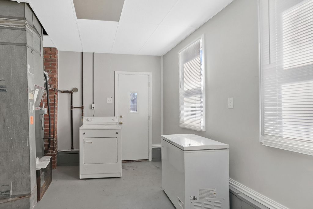 3840 Bart Avenue - Photo 9