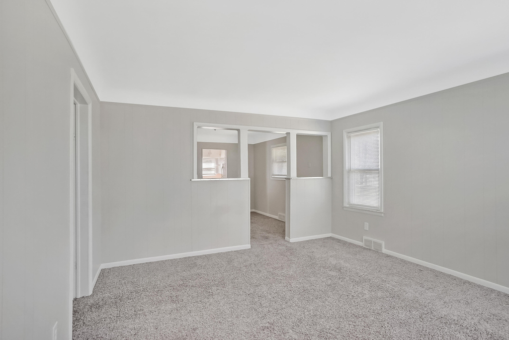 3840 Bart Avenue - Photo 4