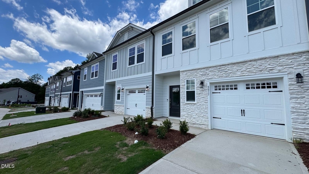 8815 Malmesbury Lane - Photo 2