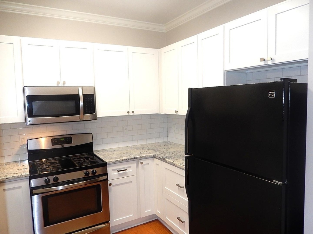 211 Bridgepath Drive - Photo 8
