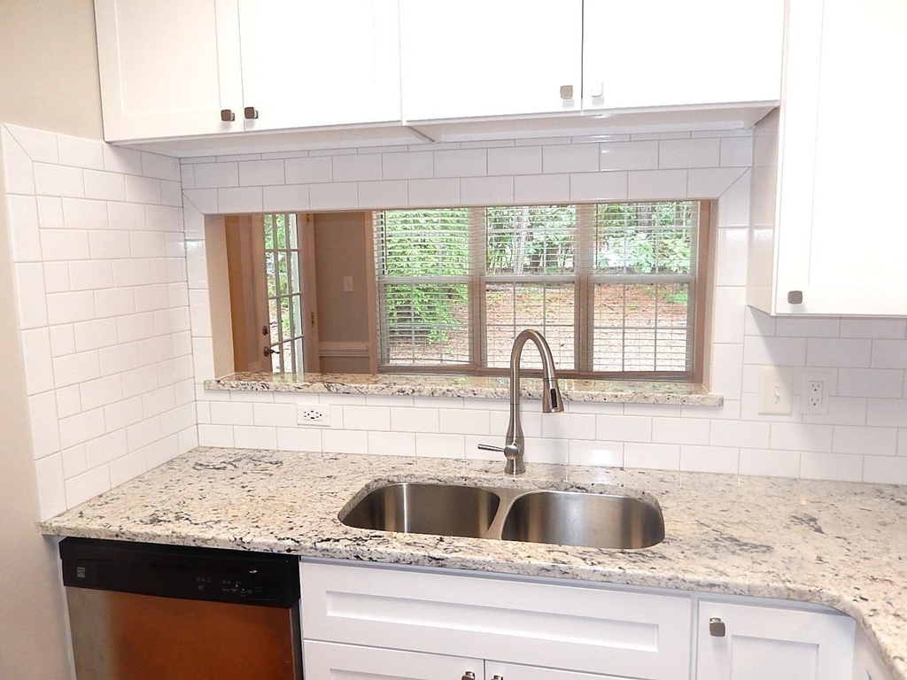 211 Bridgepath Drive - Photo 11