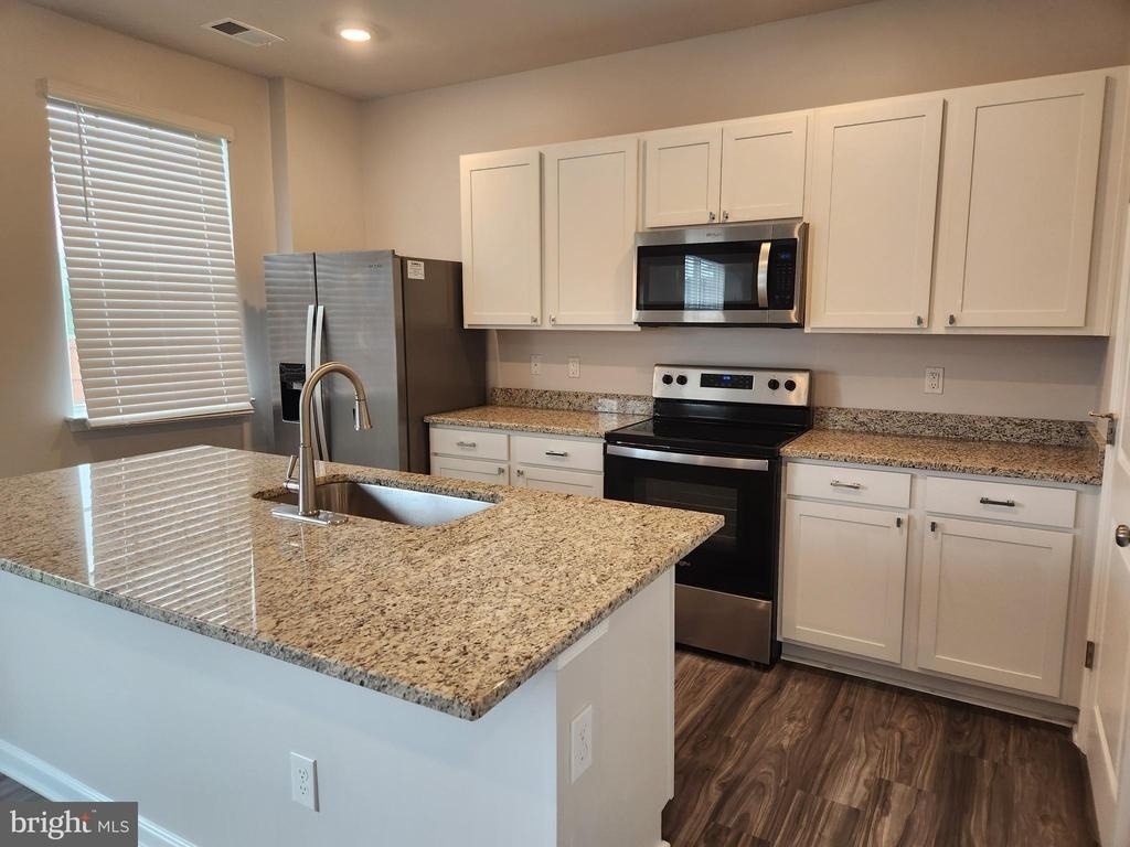 214 Gumspring Drive - Photo 2