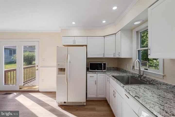 852 Morgan Place - Photo 16