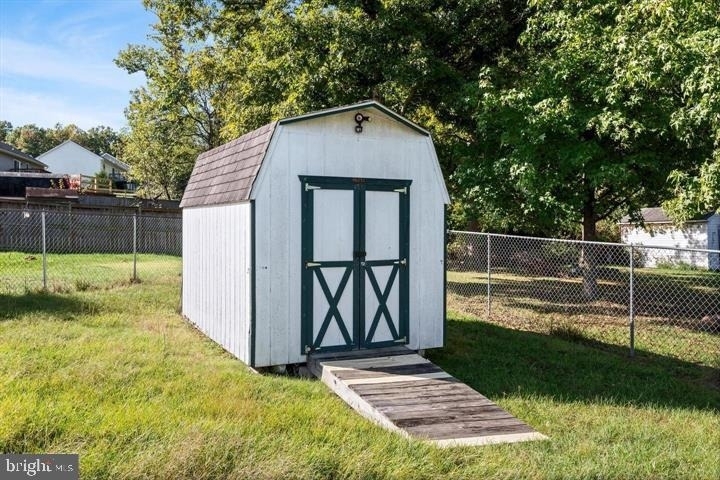852 Morgan Place - Photo 32
