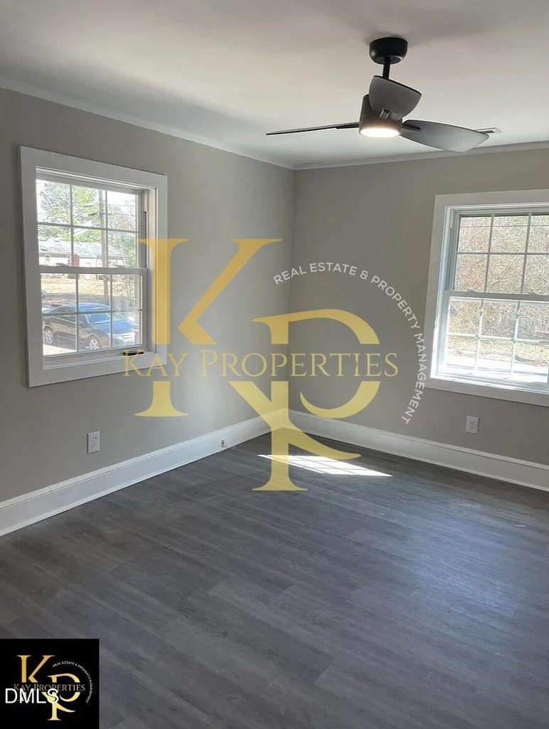 1200 E Holly Street - Photo 4
