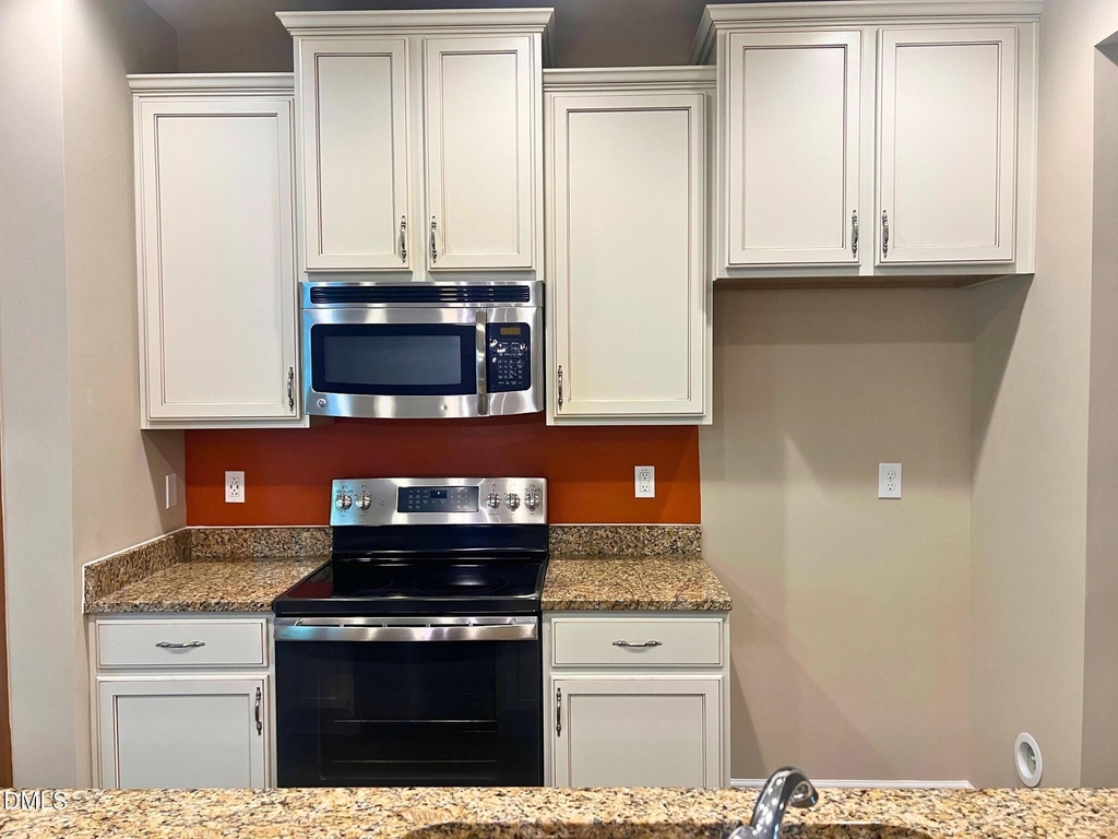 1442 Montonia Street - Photo 6