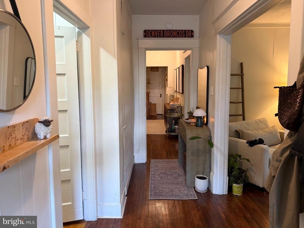 422 Clifford Street W - Photo 7