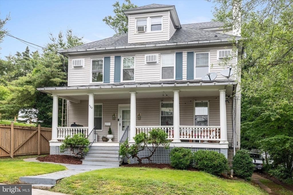 422 Clifford Street W - Photo 13