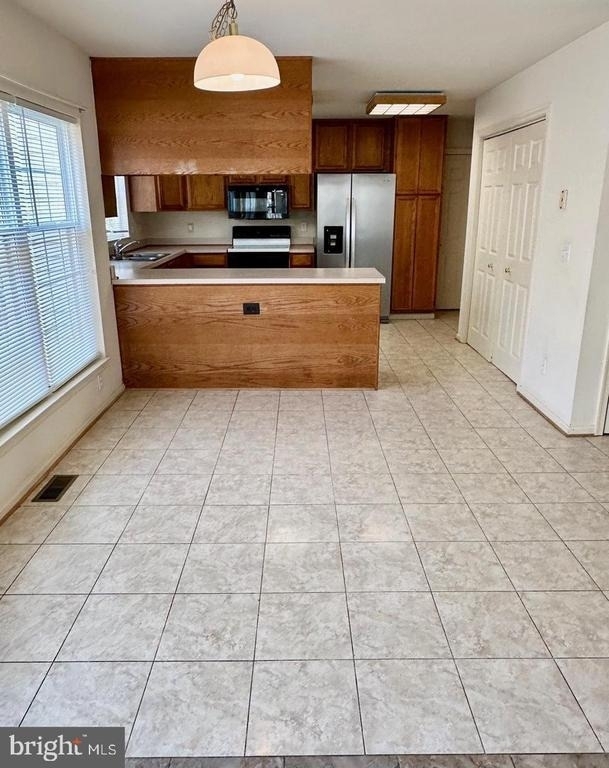 3222 Titanic Drive - Photo 6