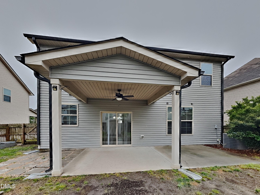 7553 Poplar Meadow Lane - Photo 18