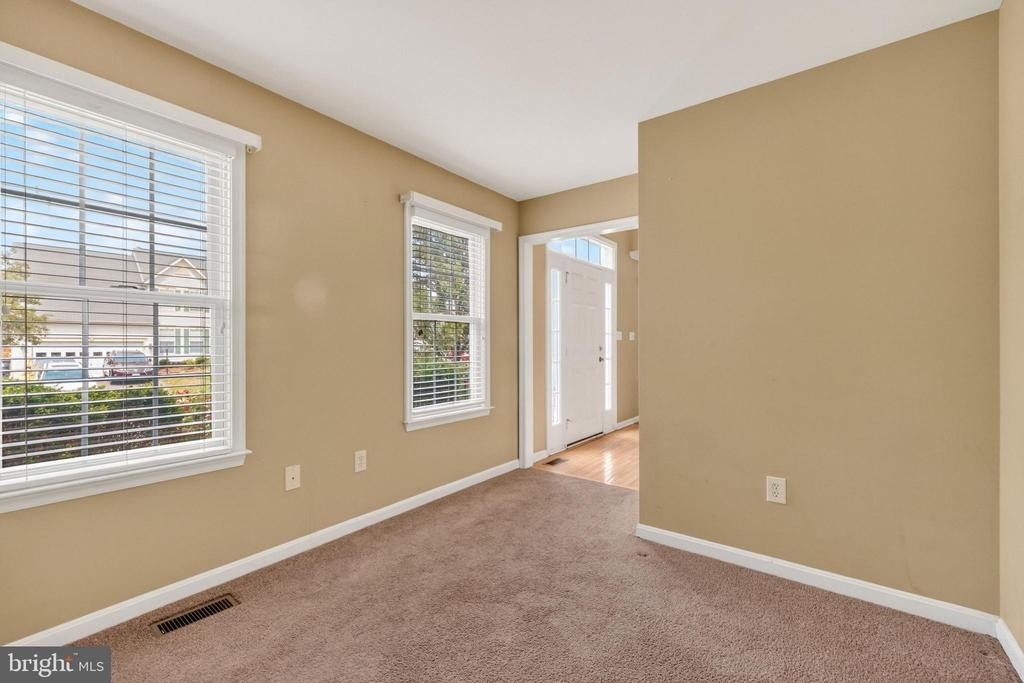 33 Wild Rose Drive - Photo 10