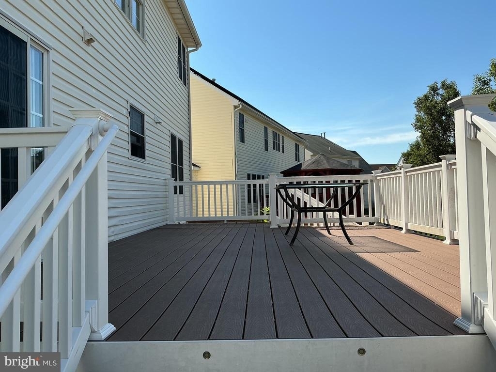 33 Wild Rose Drive - Photo 2
