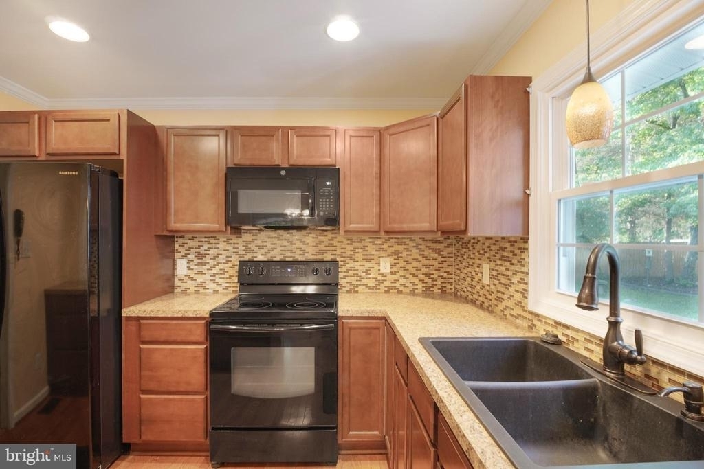 948 Ficklen Road - Photo 18