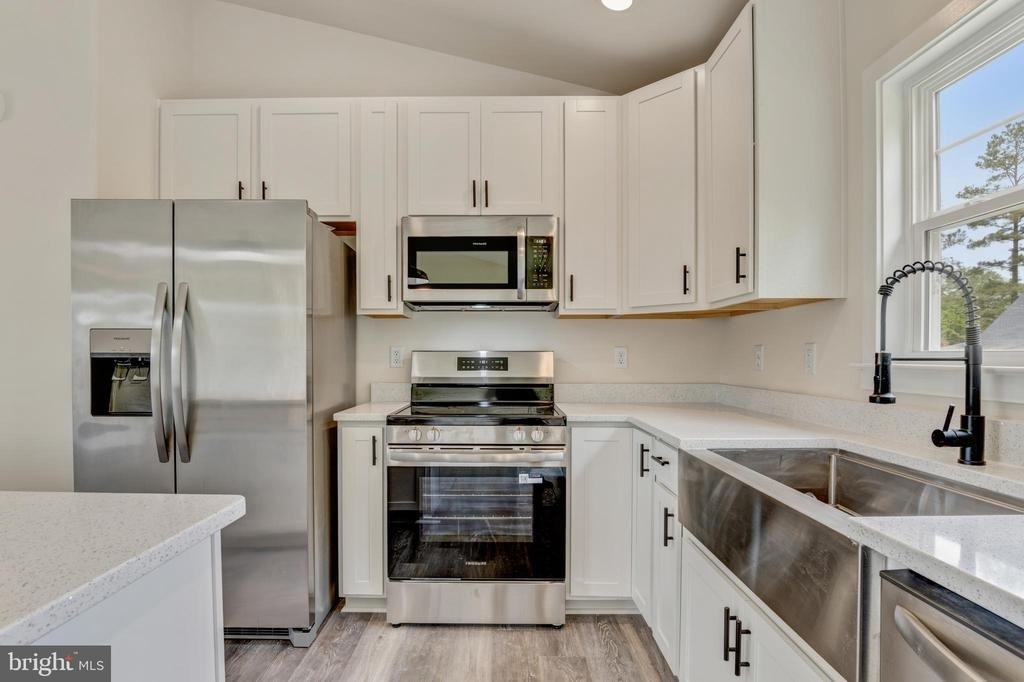 19 Carol Street - Photo 10