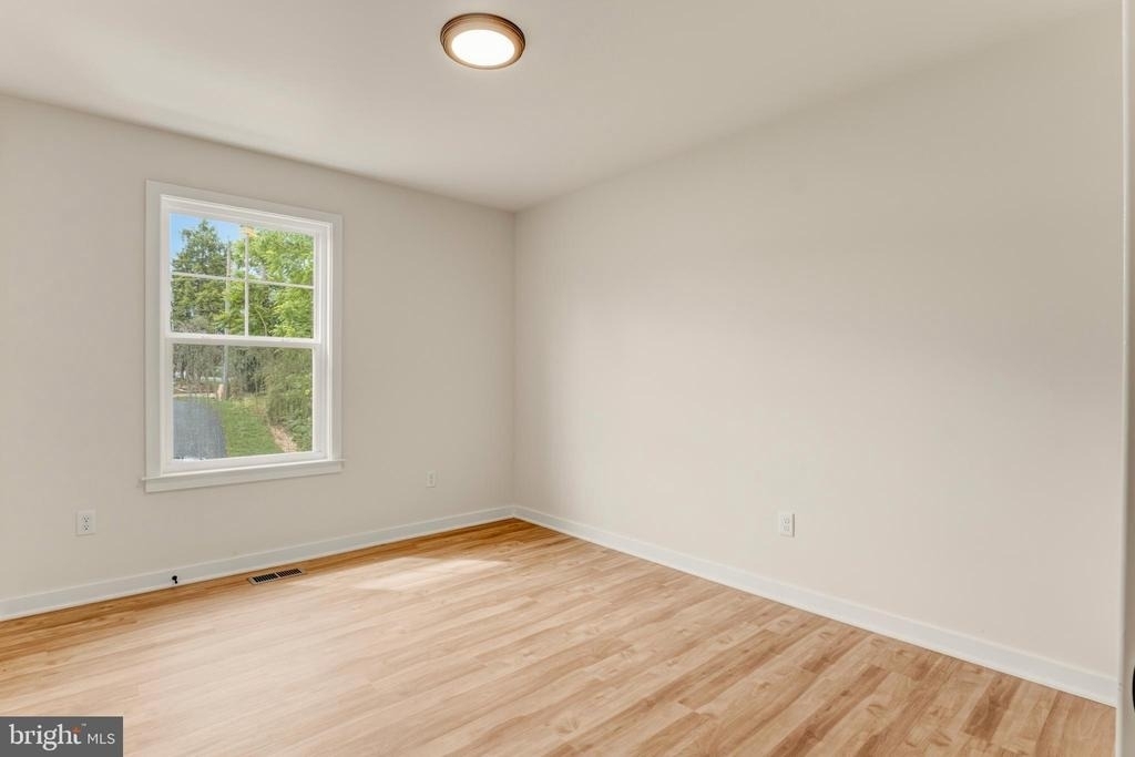 17 Carol Street - Photo 24