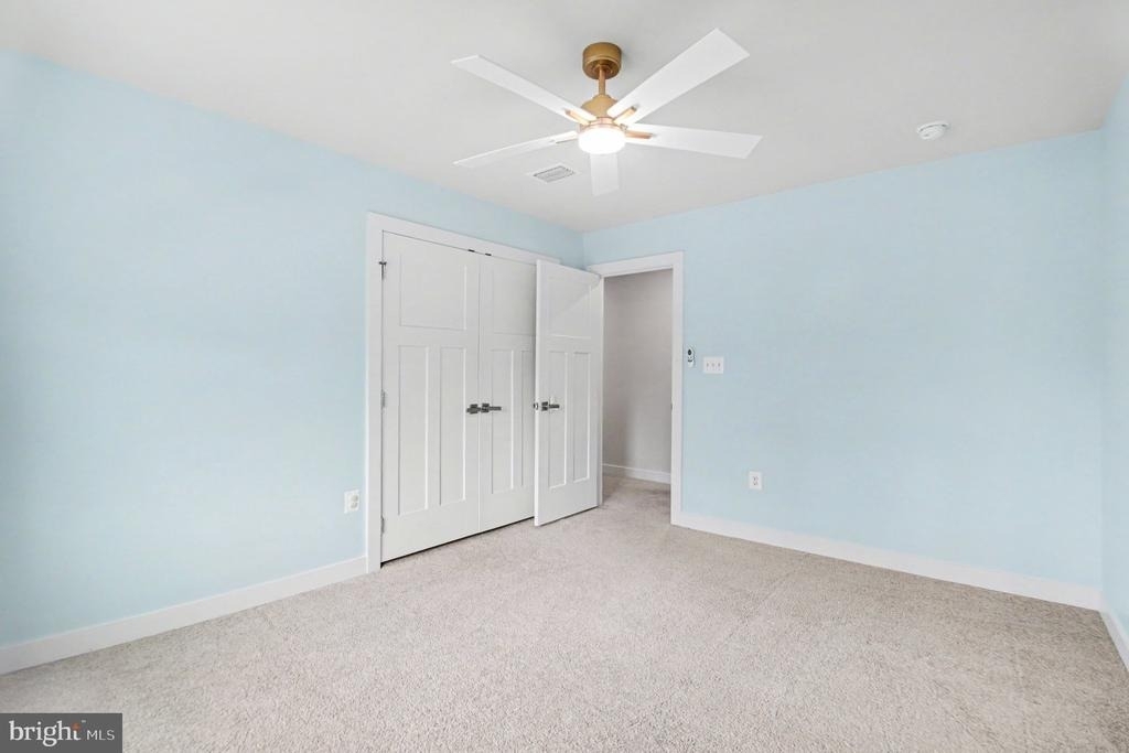 5704 Piney Glade Road - Photo 20