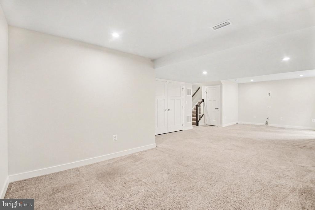 5704 Piney Glade Road - Photo 22