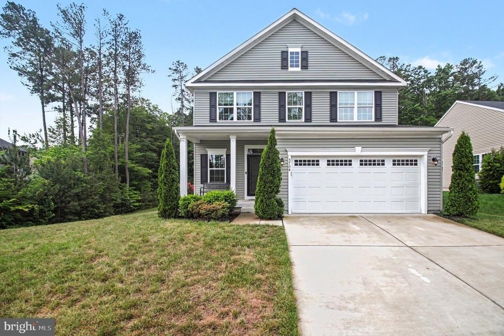 5704 Piney Glade Road - Photo 0