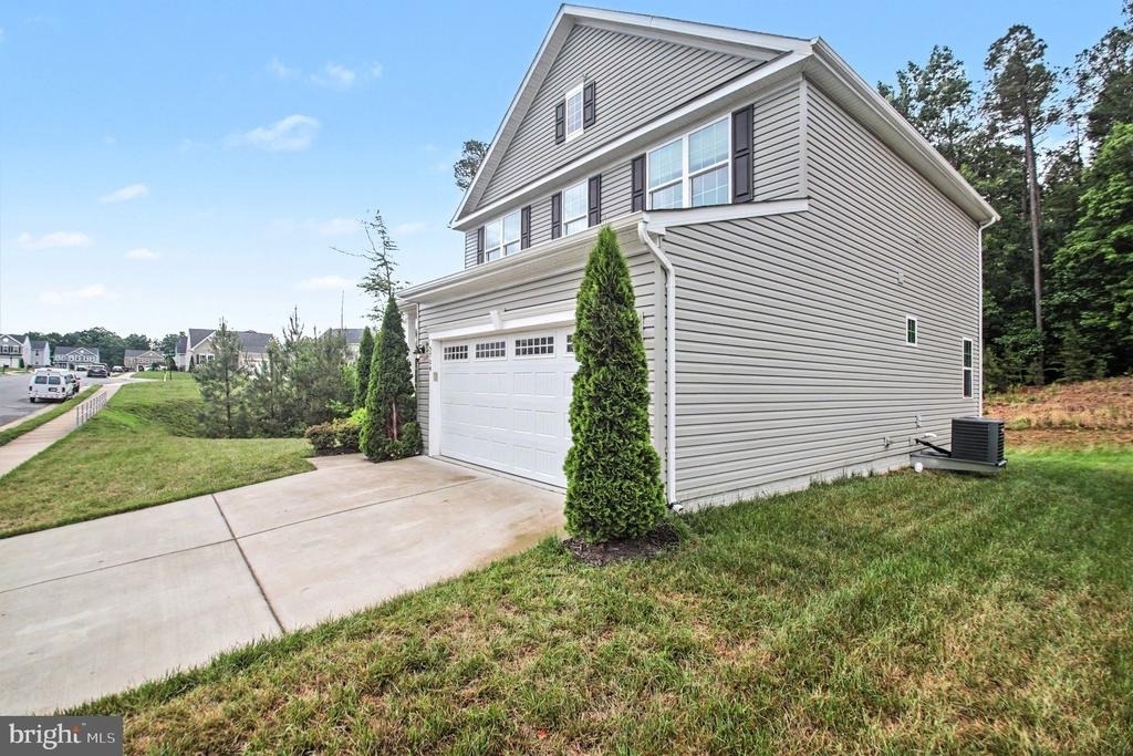 5704 Piney Glade Road - Photo 1