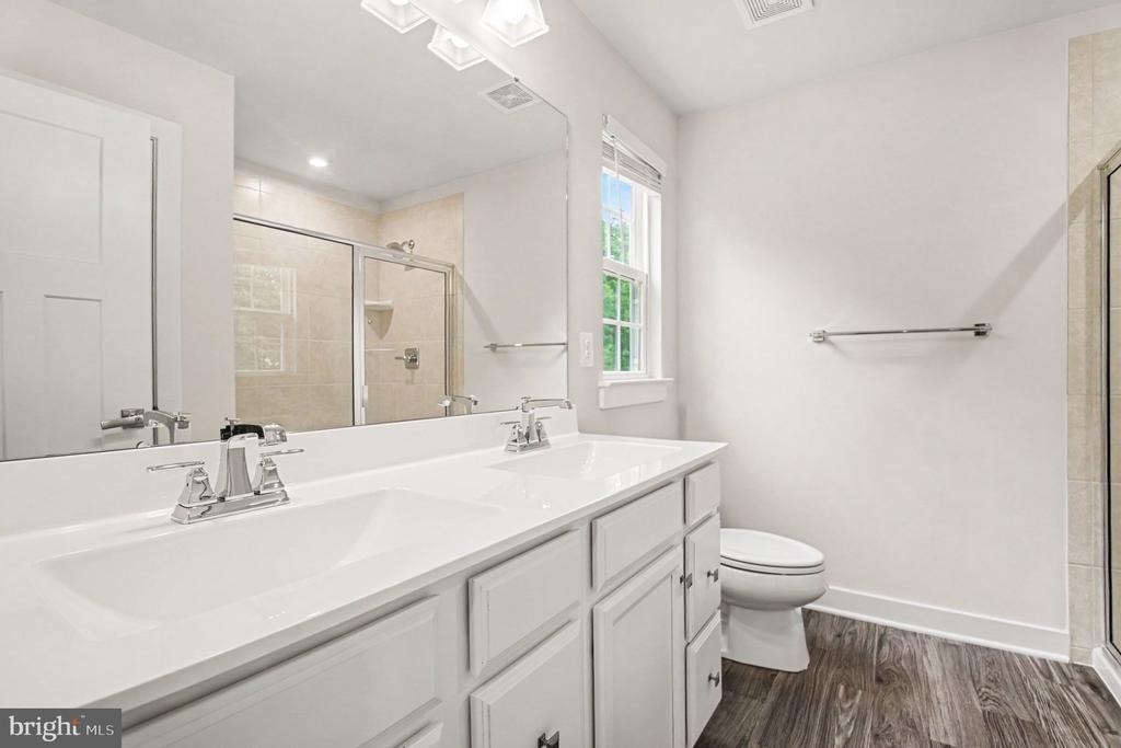 5704 Piney Glade Road - Photo 14