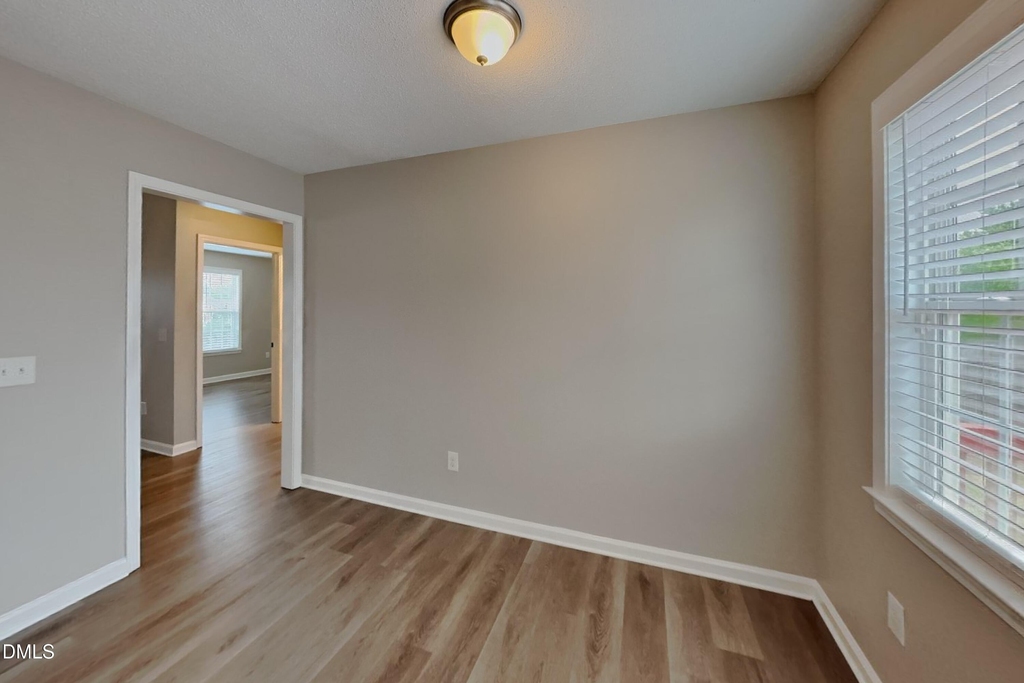 78 Imperial Drive - Photo 3