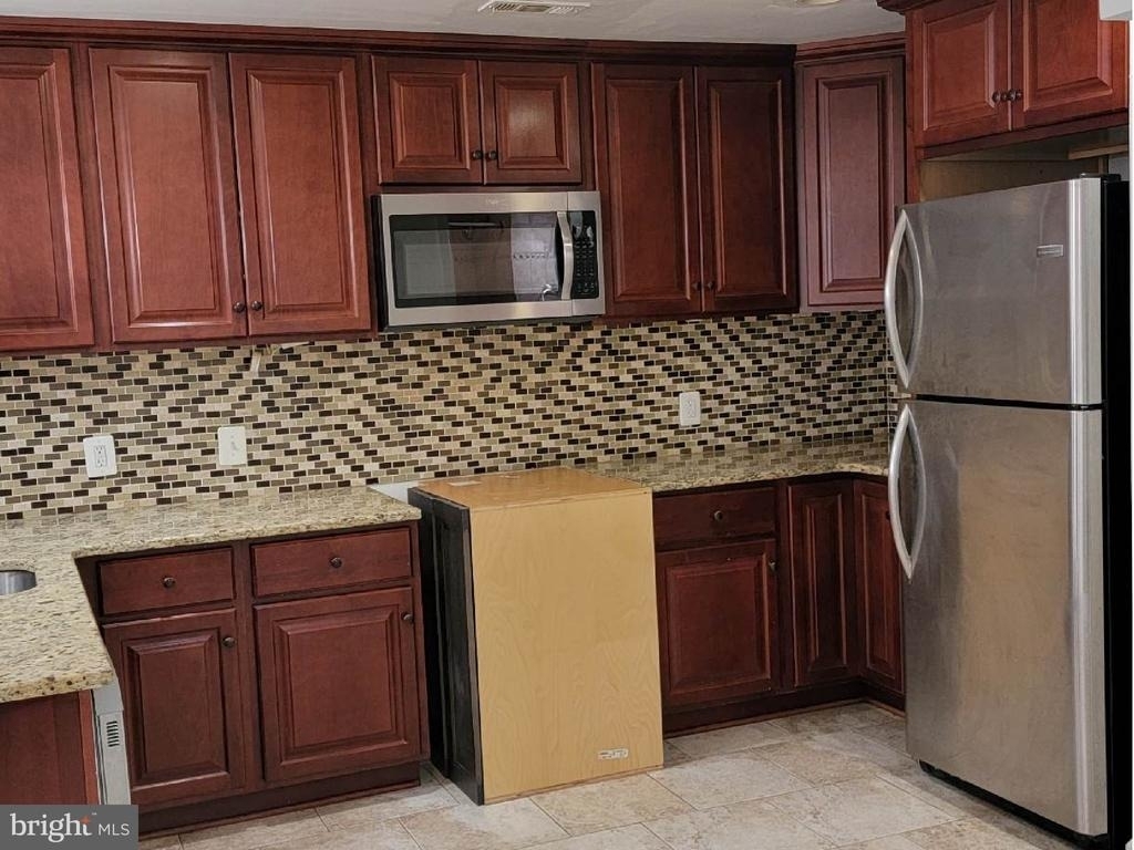 17680 Avenel Lane - Photo 9