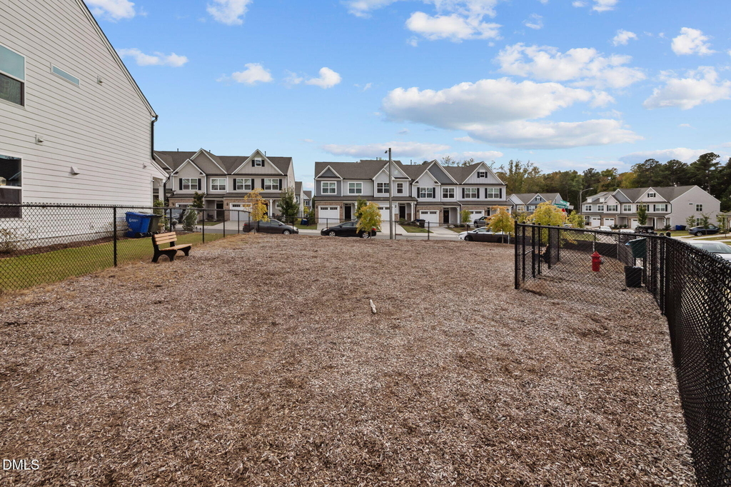 1033 Heartstone Way - Photo 22