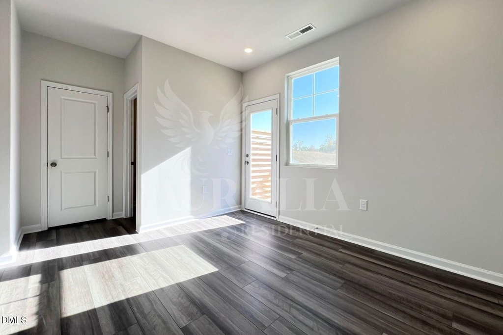 181 Ivy Vine Way - Photo 4
