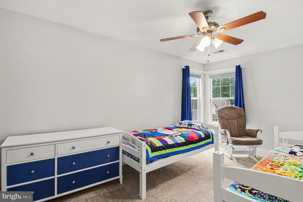 15812 Ibsen Place - Photo 16