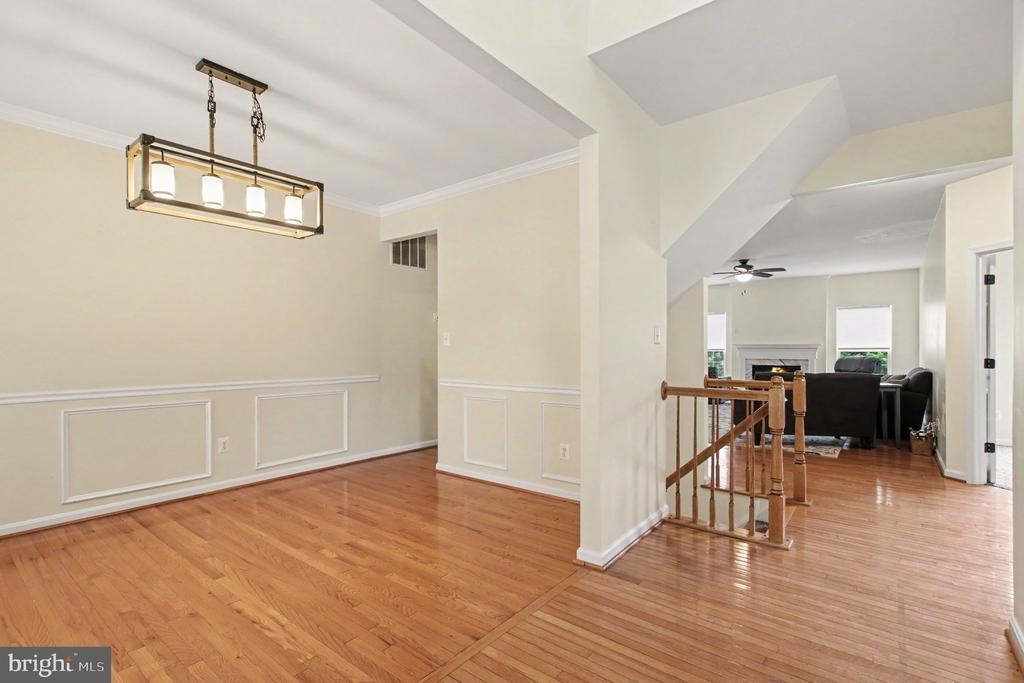 15812 Ibsen Place - Photo 4