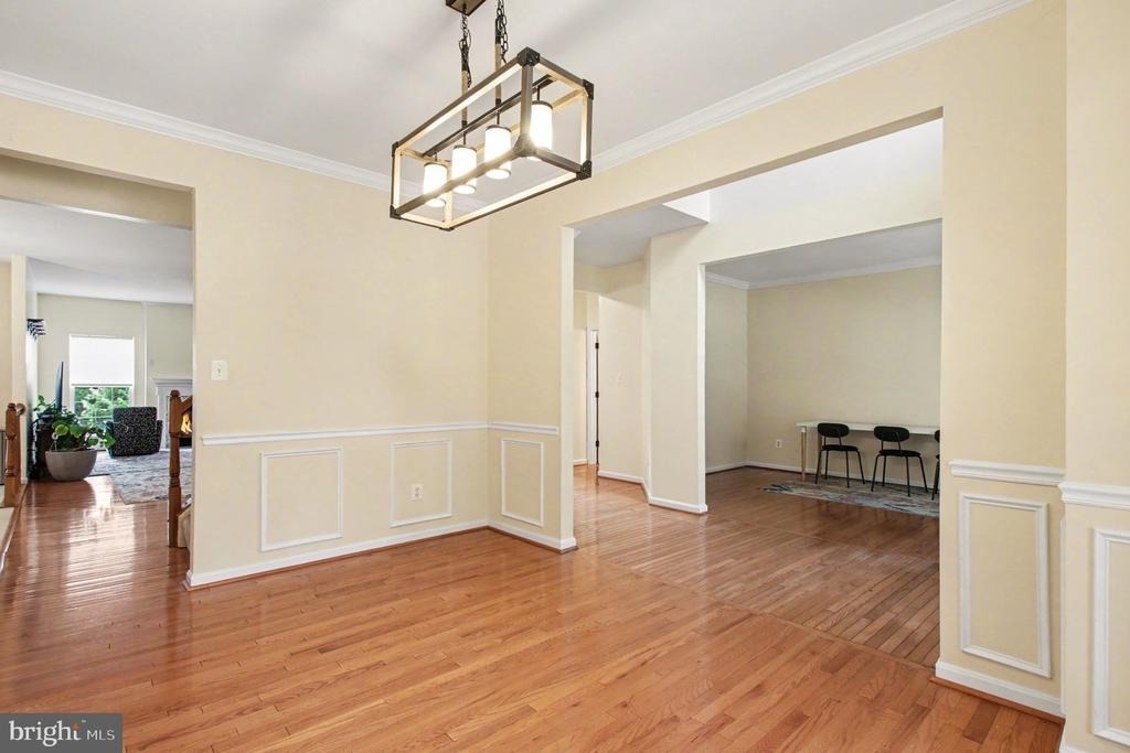 15812 Ibsen Place - Photo 5