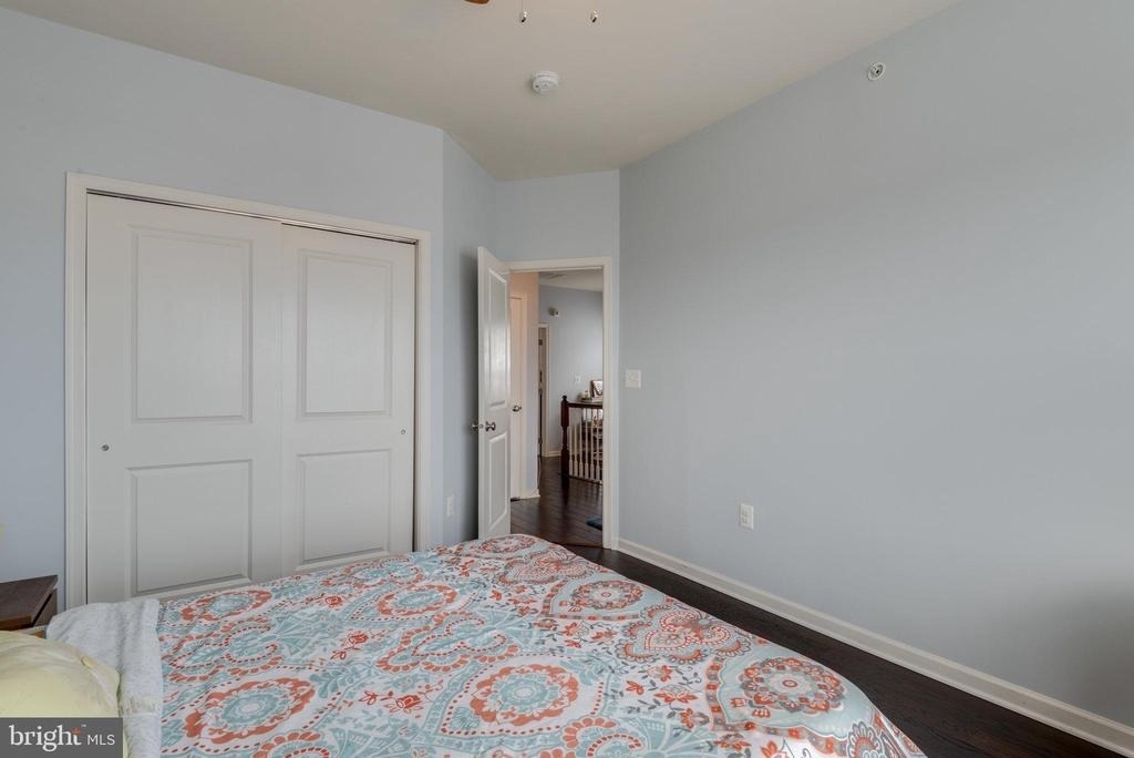 23564 Buckland Farm Terrace - Photo 37