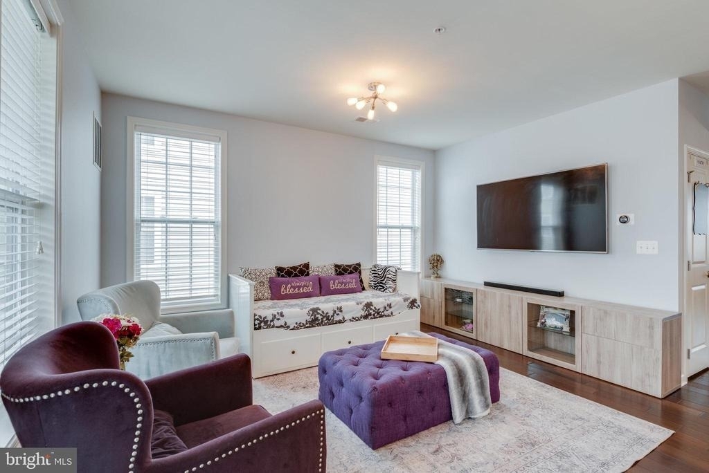 23564 Buckland Farm Terrace - Photo 18