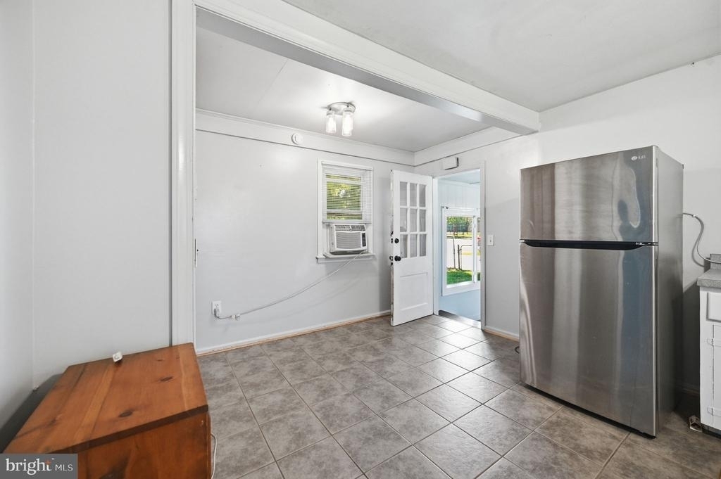 44 S Woodlawn Avenue - Photo 6
