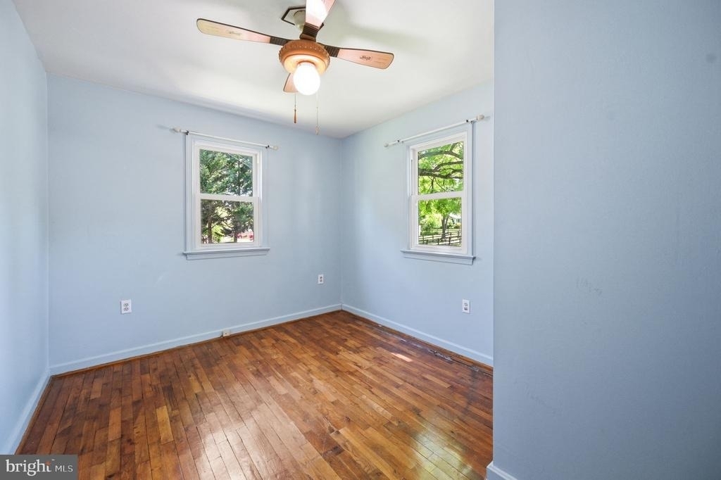 44 S Woodlawn Avenue - Photo 15