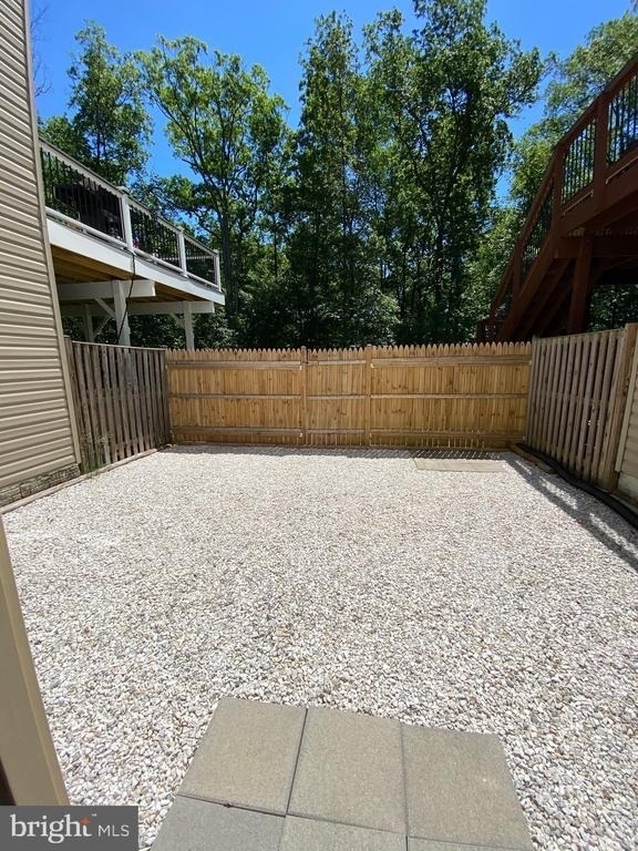 25232 Demilton Terrace - Photo 20