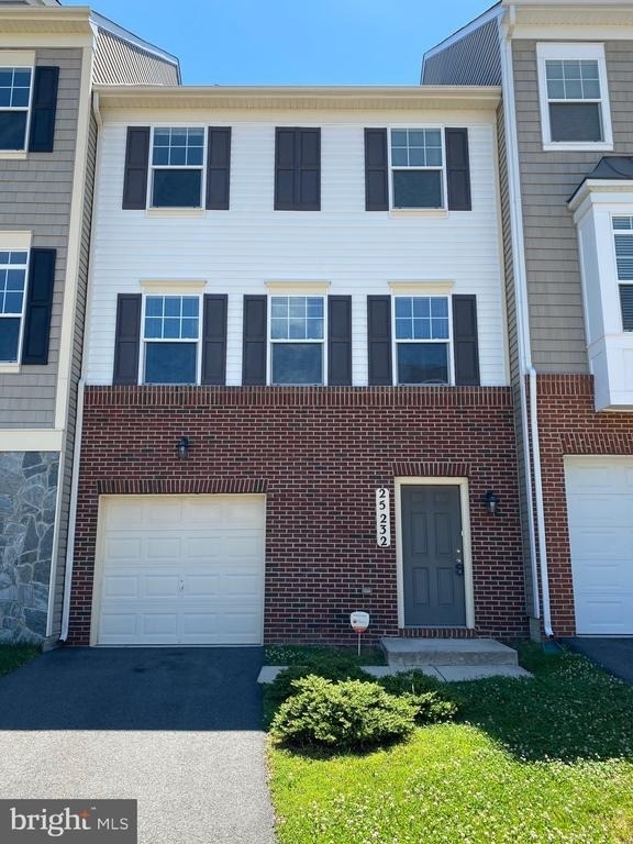 25232 Demilton Terrace - Photo 0