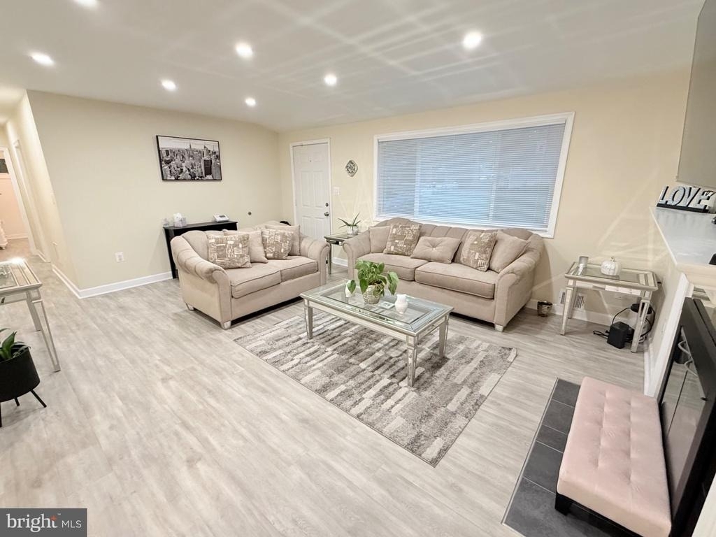 6910 Fern Place - Photo 2