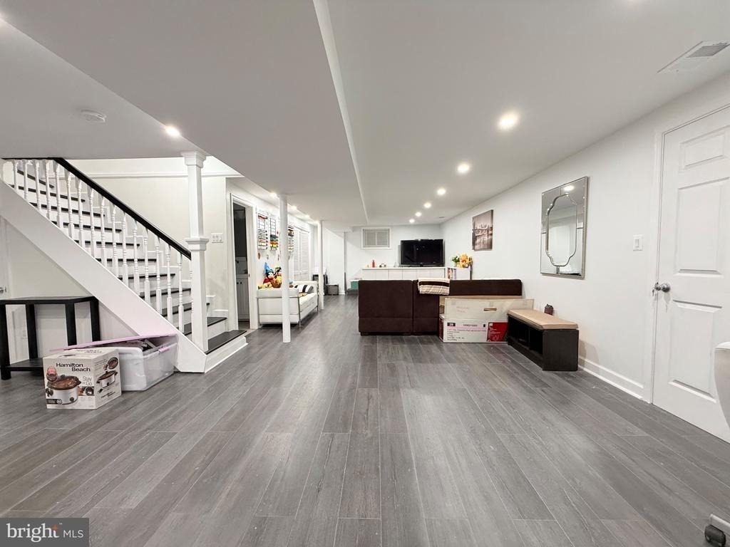6910 Fern Place - Photo 10