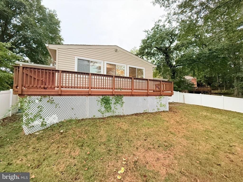 6910 Fern Place - Photo 14