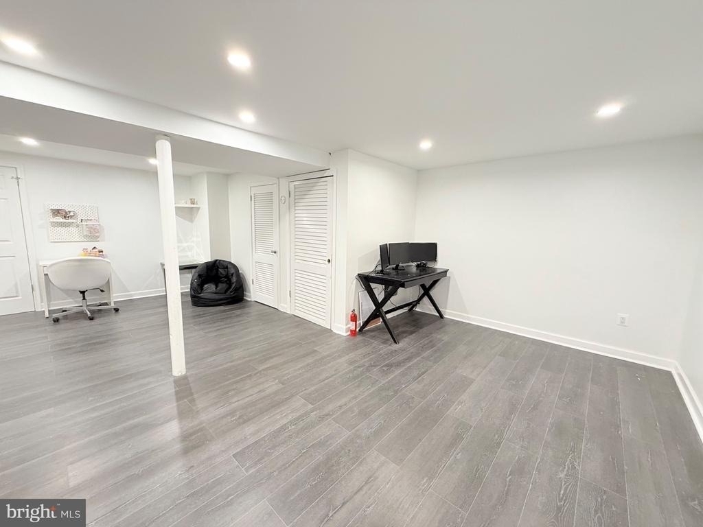 6910 Fern Place - Photo 11