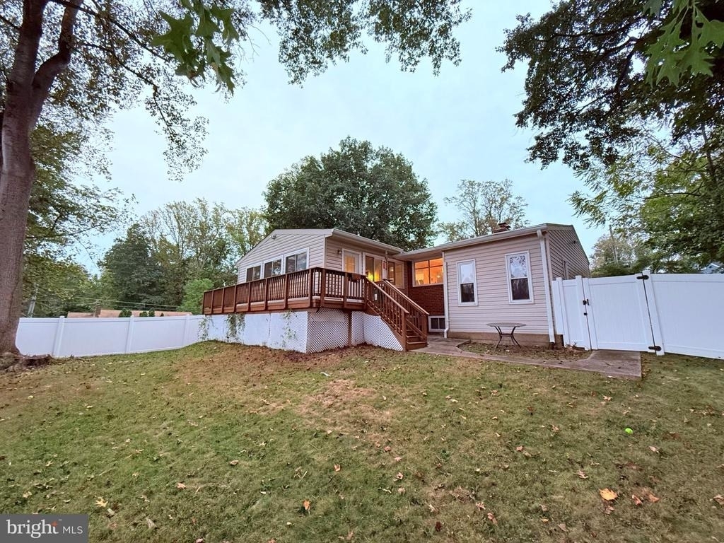 6910 Fern Place - Photo 13