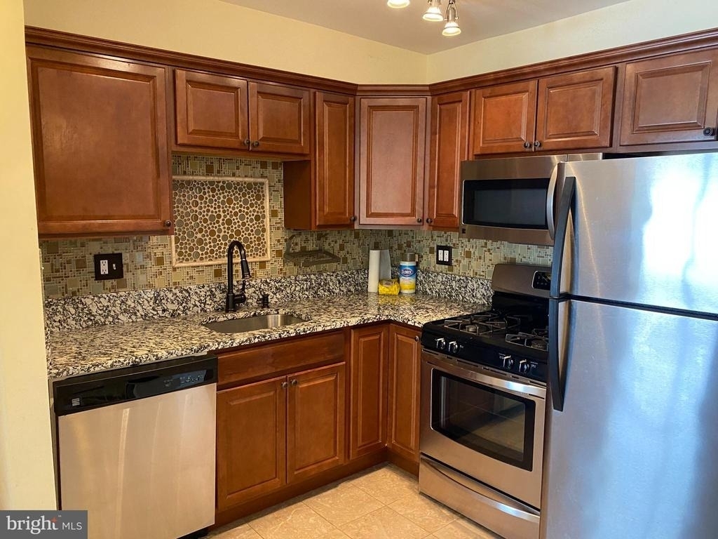 5800 Cove Landing Road - Photo 6
