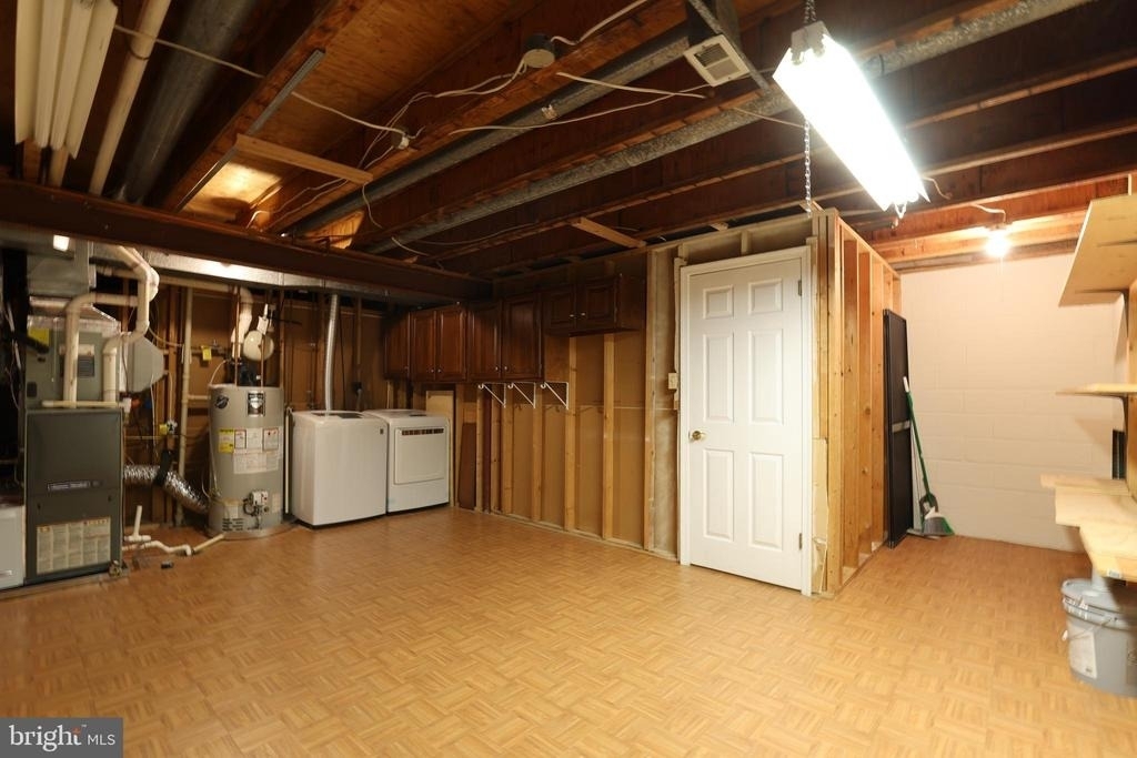 2184 Pond View Court - Photo 32