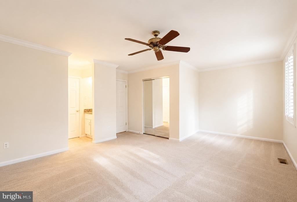 2184 Pond View Court - Photo 24